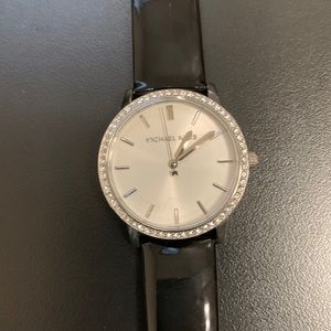 Michael Kors MK2569 Bailey Silver Dial Black Leather Strap Woman’s Watch
